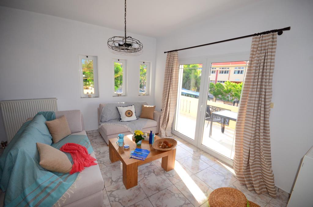 קיסאמוס Christina Apartment מראה חיצוני תמונה